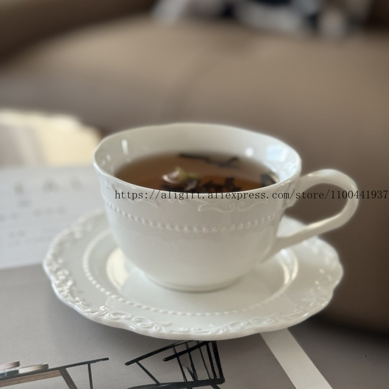 French Light Luxury Embossed F - огляд і ціна Espresso Cup Saucer