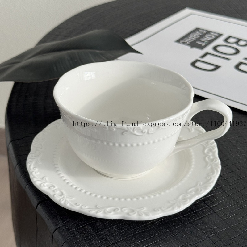 French Light Luxury Embossed F - огляд і ціна Espresso Cup Saucer